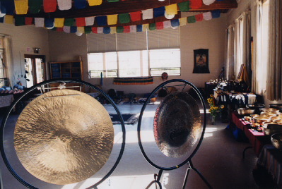The main room with instruments